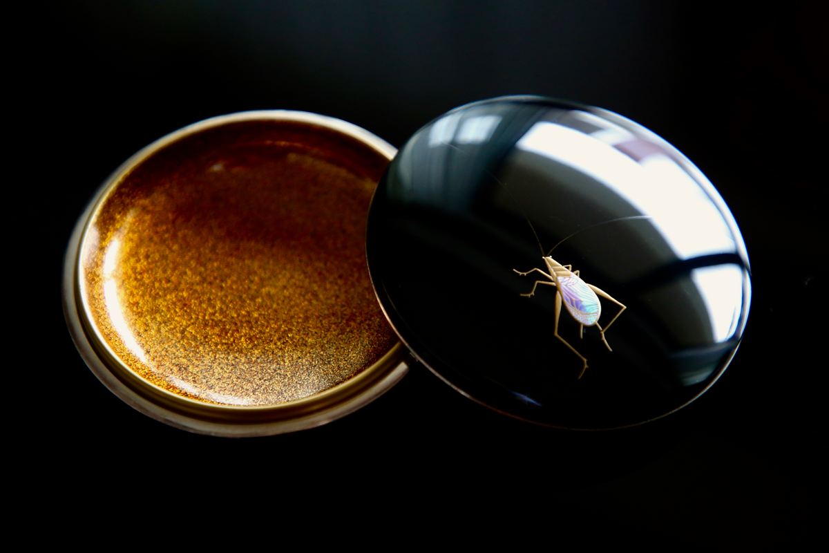 鈴谷鐵五郎の作品 – 輪島塗と螺鈿(らでん) 鈴谷鐵五郎の作品 – 輪島塗と螺鈿(らでん)